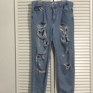 Forever 21 Distressed/Ripped Jeans Size 29